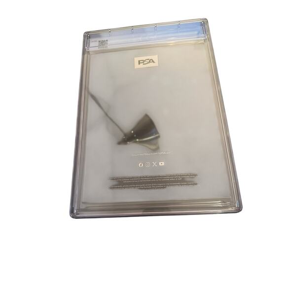 PSA Magazine #4 Collectors Universe July 2024 Monkey D Luffy One Piece CGC 9.4 - Picture 2 of 5